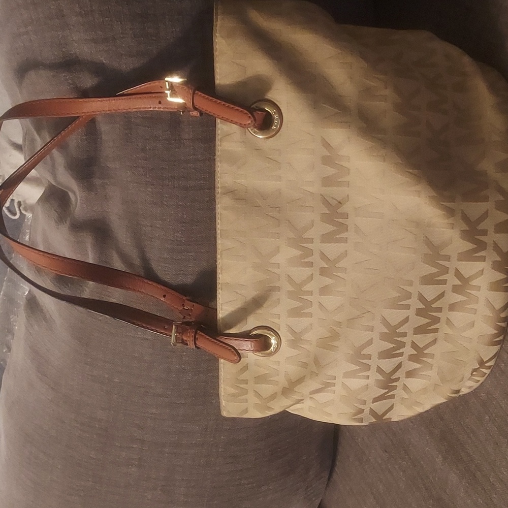Michael kors bag, beige and brown, medium